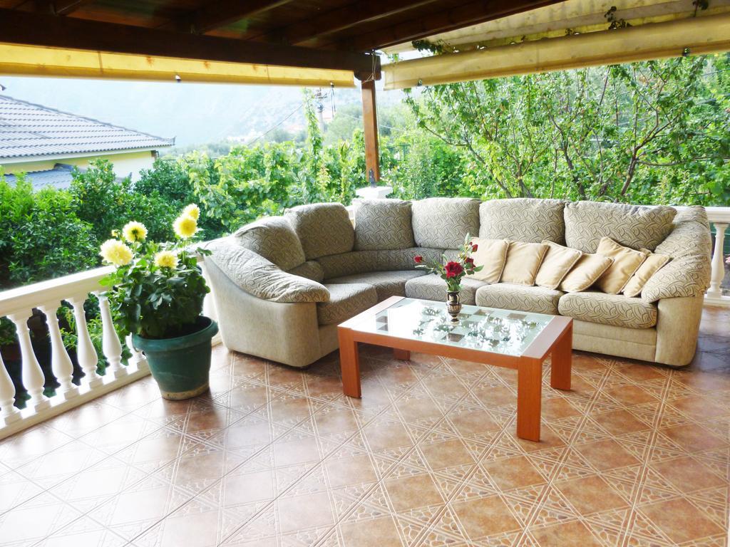 Vila Altini Borsh Exterior photo